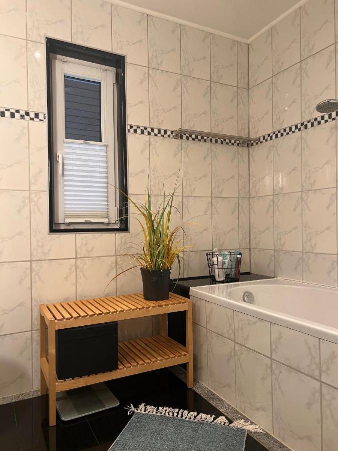 Aussergewoehnliches Haus Mit Sauna, Kamin Und Garten Wilhelmshaven Eksteriør bilde