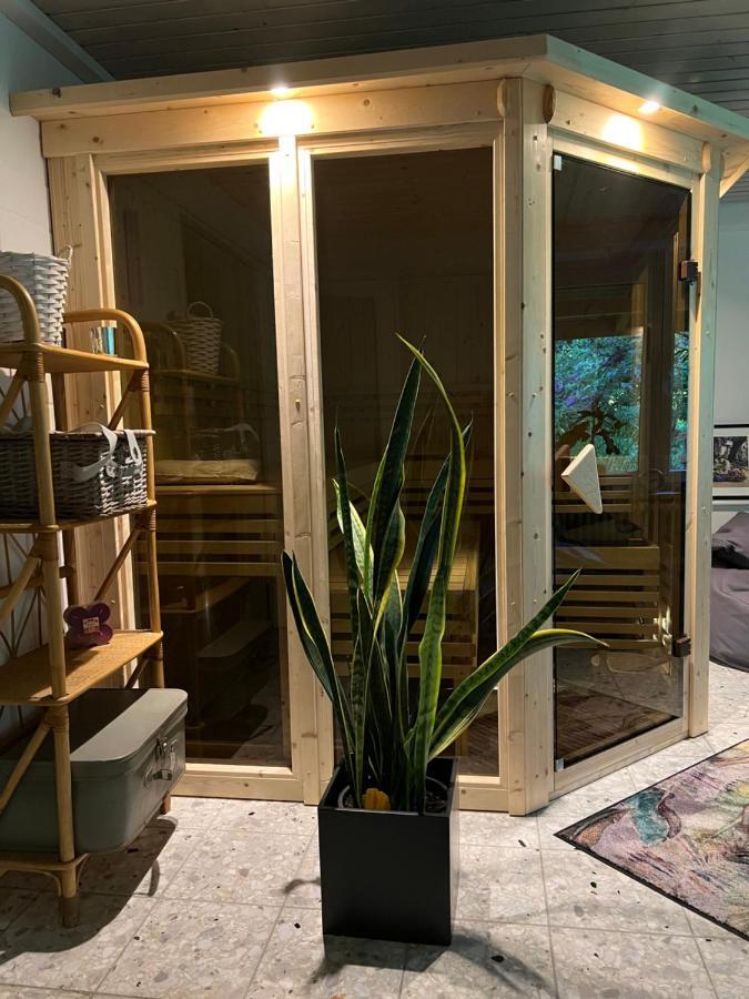 Aussergewoehnliches Haus Mit Sauna, Kamin Und Garten Wilhelmshaven Eksteriør bilde